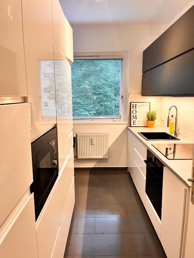 01 Bedroom In Mitte-Up To 5 People-Private Free Parking Berlín Exterior foto