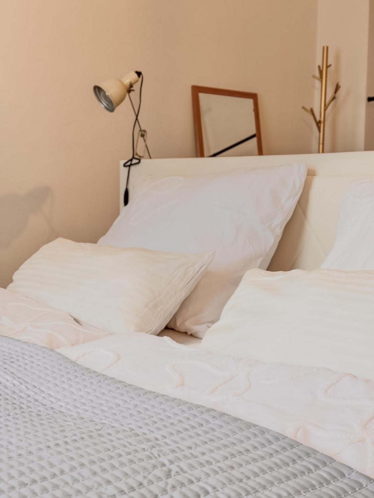 01 Bedroom In Mitte-Up To 5 People-Private Free Parking Berlín Exterior foto